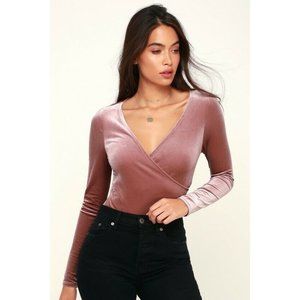 Lulus Chic Mauve Faux Wrap Velvet Bodysuit Top Medium Pink Long Sleeve PD4224